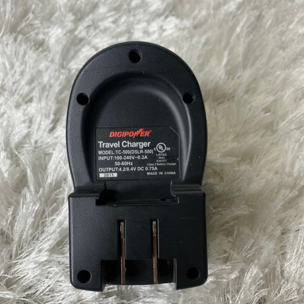 Portable Charger Canon TCP-LPE5 Camera Battery Charger Only
